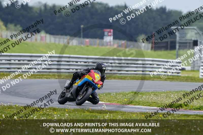 enduro digital images;event digital images;eventdigitalimages;no limits trackdays;peter wileman photography;racing digital images;snetterton;snetterton no limits trackday;snetterton photographs;snetterton trackday photographs;trackday digital images;trackday photos